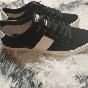 Vintage Havana sneakers